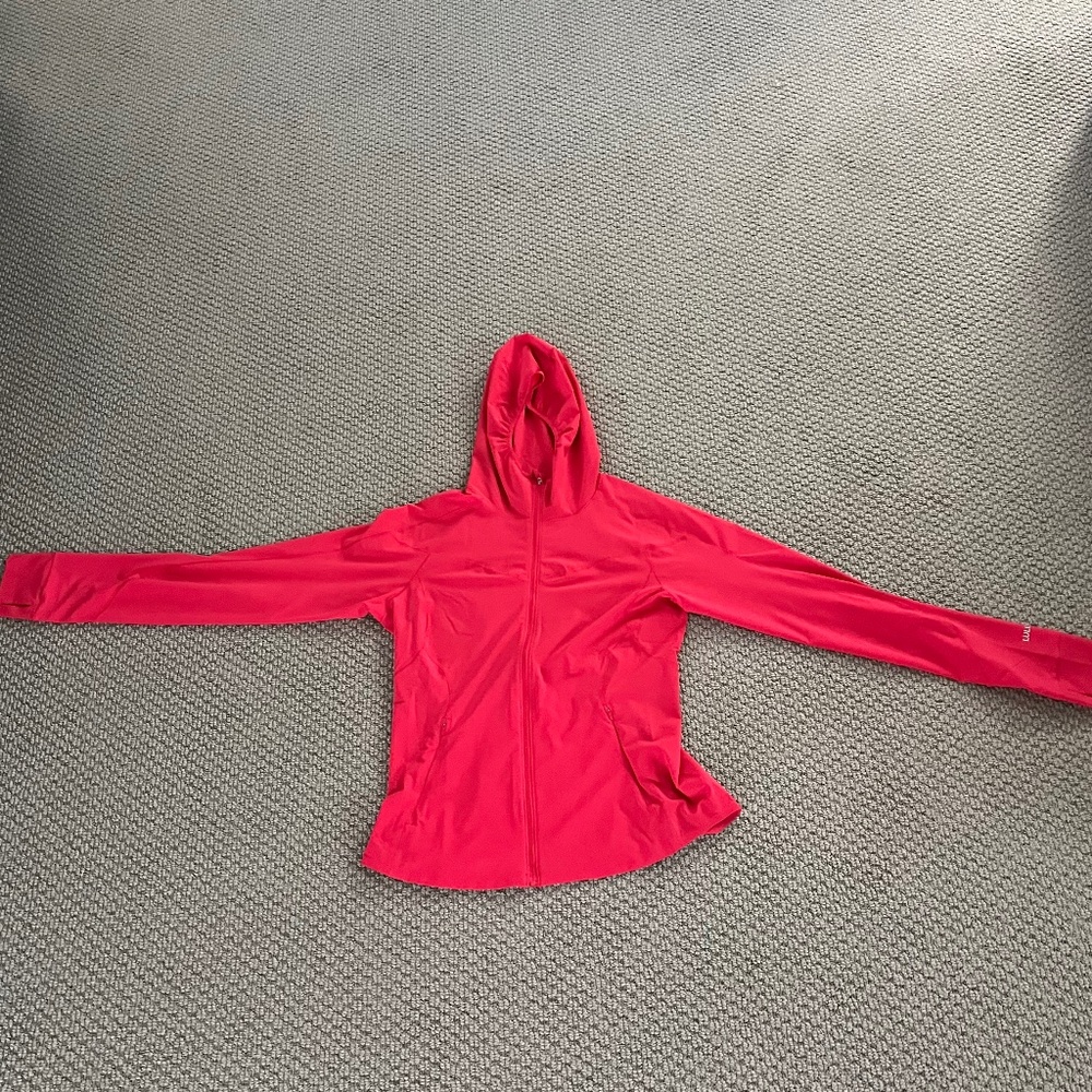 NWOT- Lululemon Mist Over Windbreaker